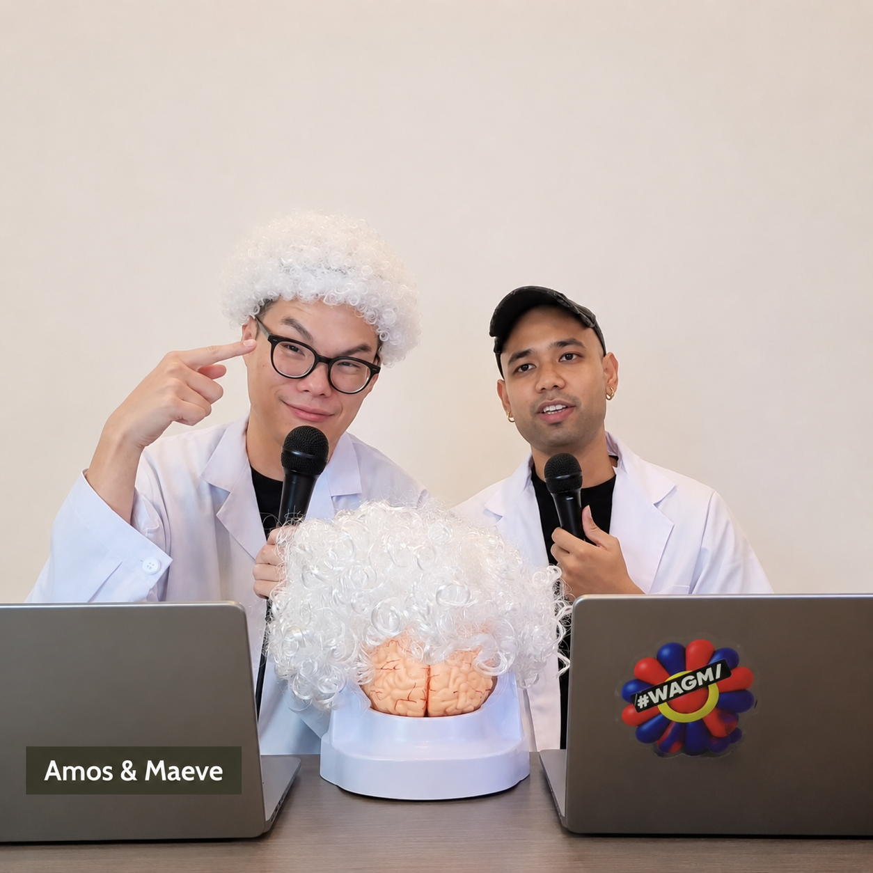 AINSTEIN hosts Amos and Maeve